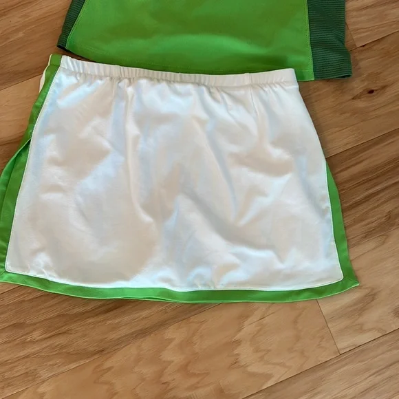 Like New Nike Tennis Outfit - Picture 5 of 9